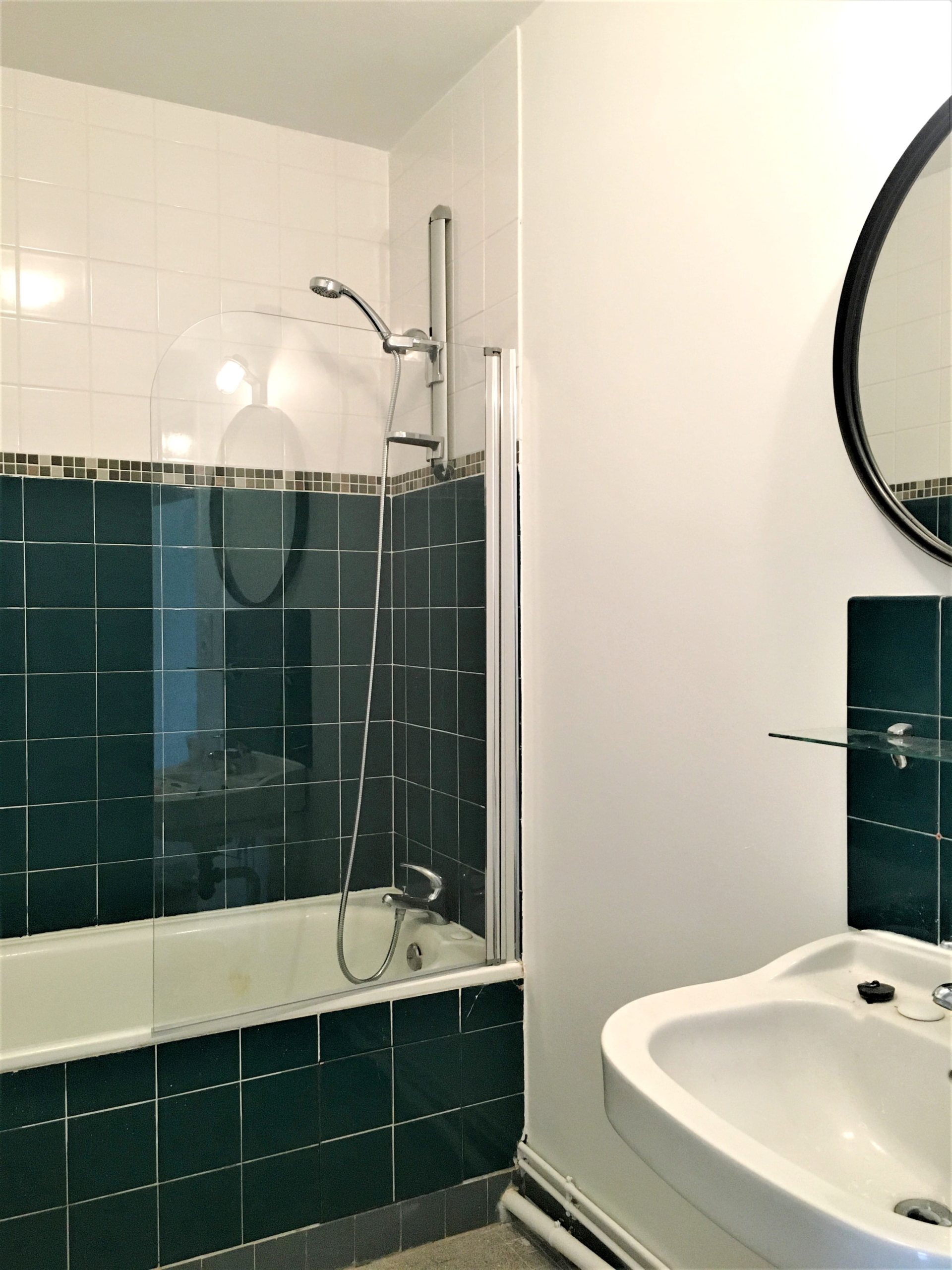 2582022 SALLE DE BAINS 2582022 SALLE DE BAINS